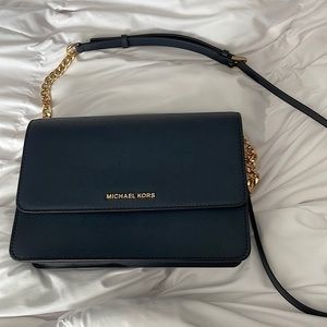 Michael Kors Daniela Large Saffiano Leather Crossbody Bag Navy